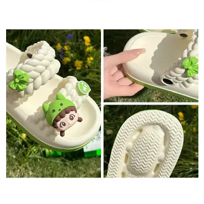 WINK WALK FEMALE SLIPPER